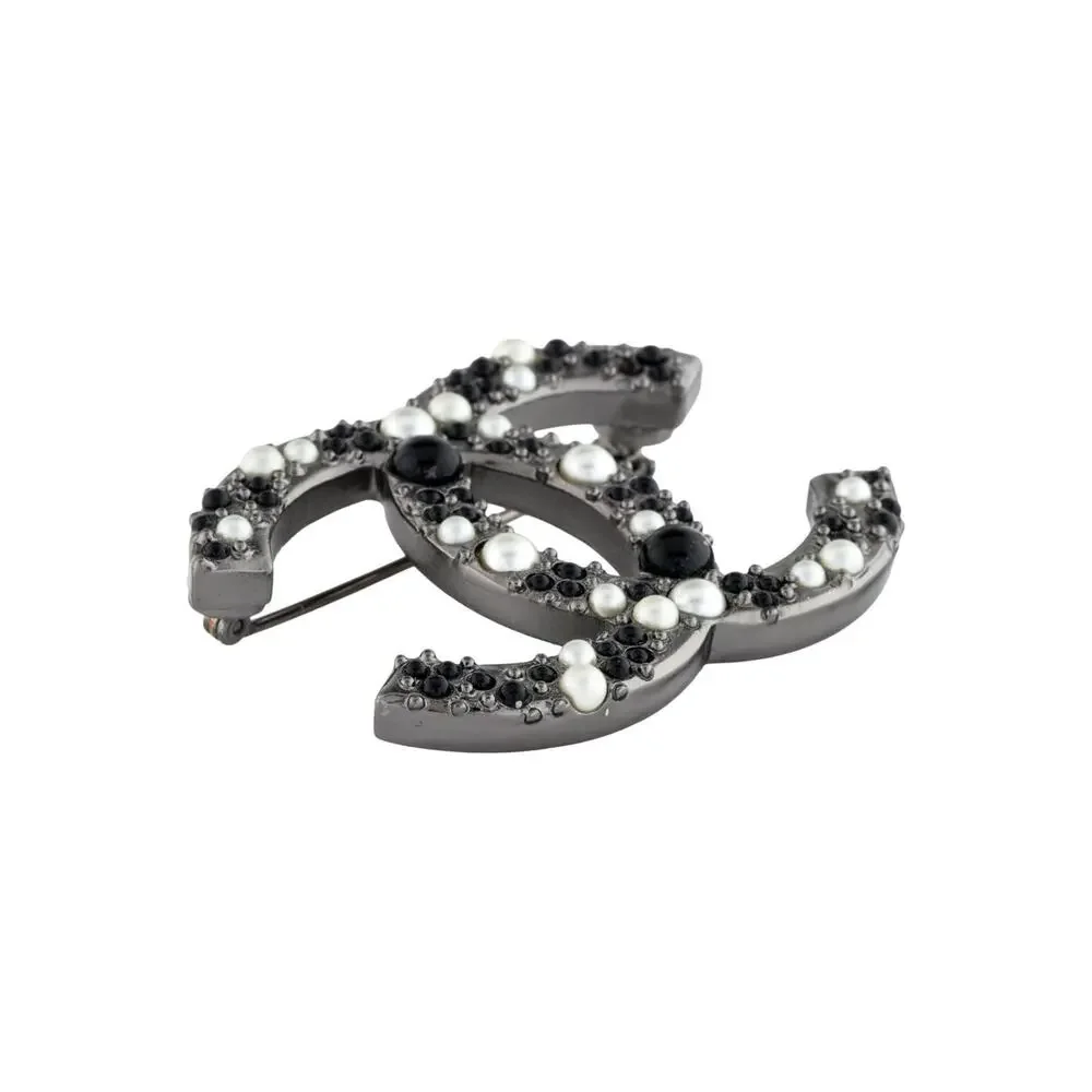 Chanel Silver-tone Faux Pearl Resin Interlocking CC Pin Brooch